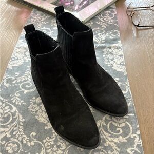 Elegant Black Women's Ankle Boots size 8 1/2